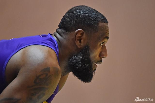 德罗赞末节17分公牛险胜爵士 雷霆力克开拓者